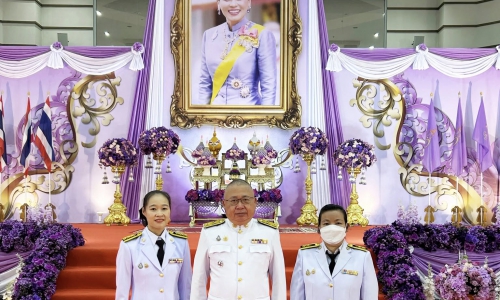 สำนักงานปศุสัตว์เชียงใหม่ร่วมพิธีทำบุญตักบาตรพระสงฆ์ ถวายเป็นพระราชกุศล เนื่องในโอกาสวันเฉลิมพระชนมพรรษาสมเด็จพระนางเจ้าฯ พระบรมราชินี